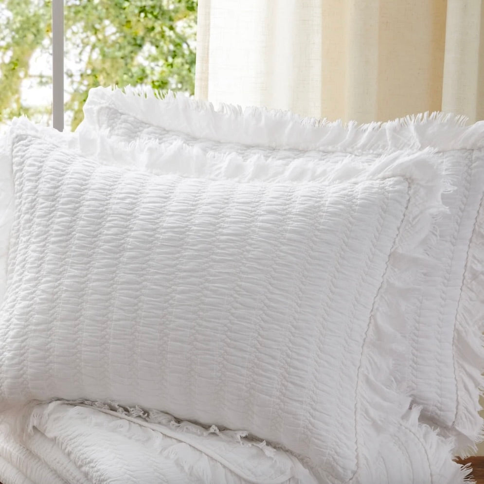 Wilhemina White Quilt - Queen