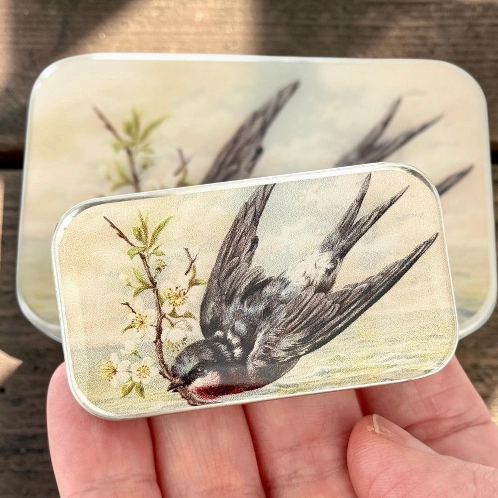 Small Swallow Tin