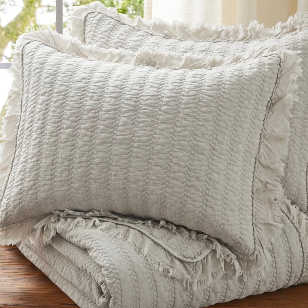Wilhemina Natural Quilt - Queen