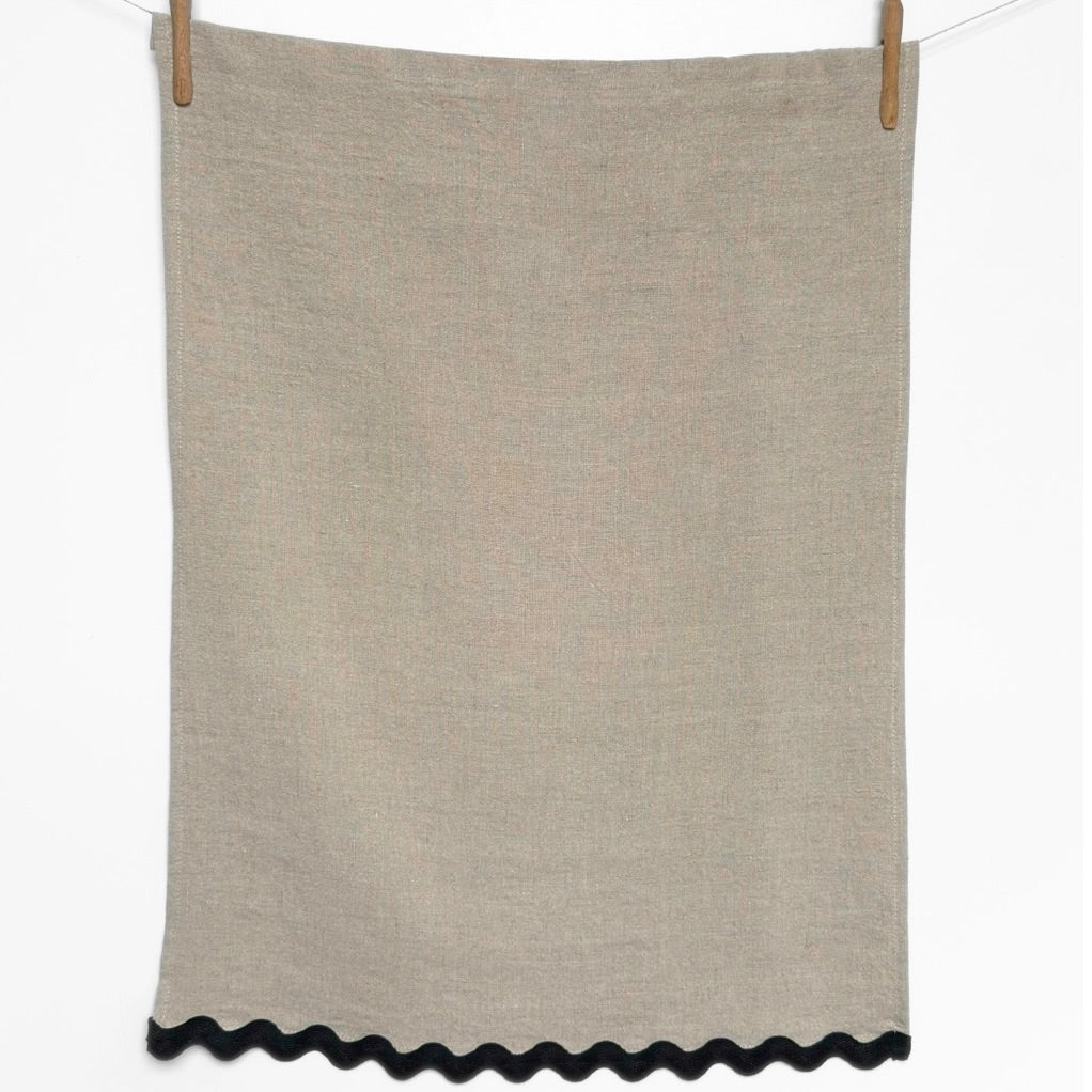 Tea Towel Natural Black Wavy Trim