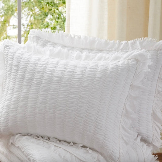 Wilhemina White Quilt - Queen