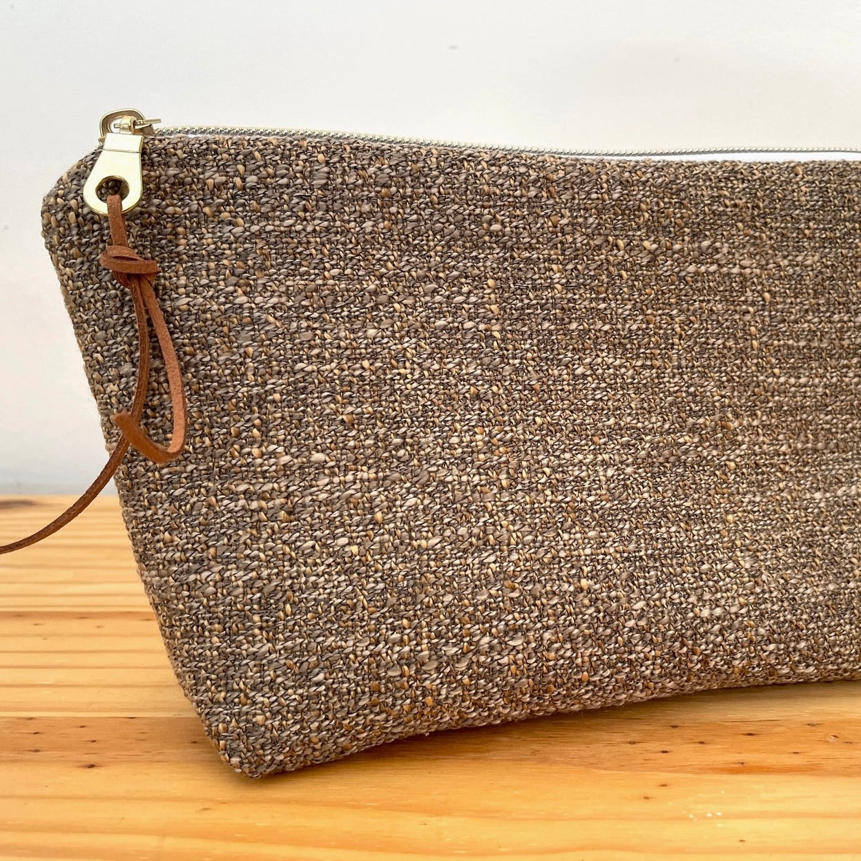 Pebble Sand Makeup Bag